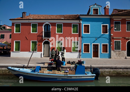 La boutique mobile, l'île de Burano, Venise, Italie Banque D'Images