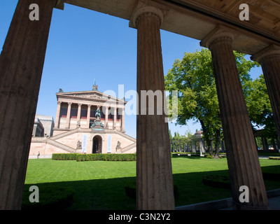 L'extérieur de l'Alte Nationalgalerie sur l'île aux musées ou à Mitte Museumsinsel Berlin Allemagne Banque D'Images