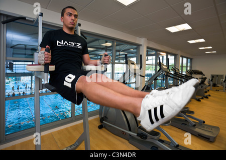 Plan d'entraînement personnalisé salle de formation de la Vichy - Val d'Allier, piscine. Salle de musculation et de cardio-training. Banque D'Images