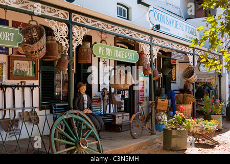 L'Afrique du Sud, Western Cape, Stellenbosch, ' Oom Samie se Winkel ' , une antique et curiosity shop. Banque D'Images
