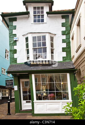 Le Crooked House dans Market Street une petite ruelle pavée backstreet à Windsor, Berkshire, England, UK Banque D'Images