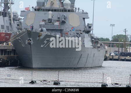 Virginie, Norfolk. La station de nombril de Norfolk. US Naval destroyer # 57. Banque D'Images