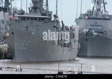 Virginie, Norfolk. La station de nombril de Norfolk. US Naval destroyer # 55. Banque D'Images