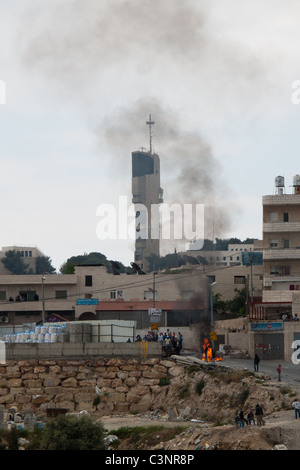 La police de Jérusalem a disperser quelques dizaines de jeunes Palestiniens, émeutes à Isawiyah sur Yom El-Naqba. Jérusalem, Israël. Le 15/05/2011. Banque D'Images