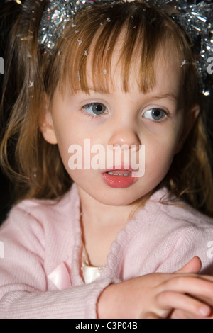 Portrait de fille de trois ans Banque D'Images