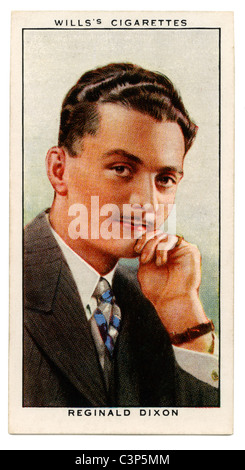 1934 carte de cigarette avec portrait de l'organiste britannique et radio star Reginald Dixon, organiste à la Tower Ballroom, Blackpool Banque D'Images