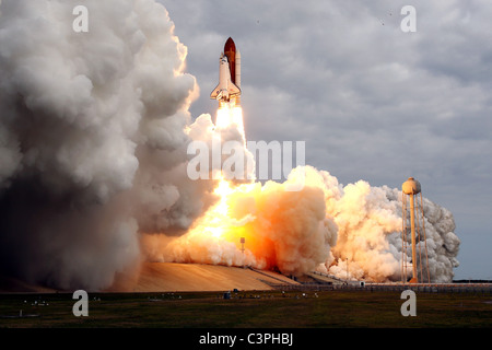 La navette spatiale Endeavour, dernier lancement de la navette spatiale Endeavour, STS-134 mission. Banque D'Images