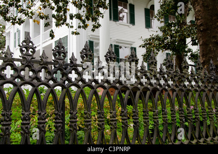 North Carolina, Wilmington. Antebellum historique Bellamy Mansion, ch. 1861, la Renaissance classique et style à l'Italienne, de l'extérieur. Banque D'Images