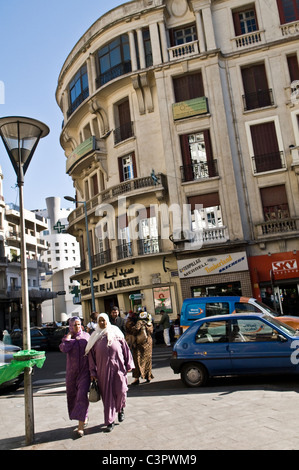 Des scènes dans le quartier commercial de Casablanca. Banque D'Images