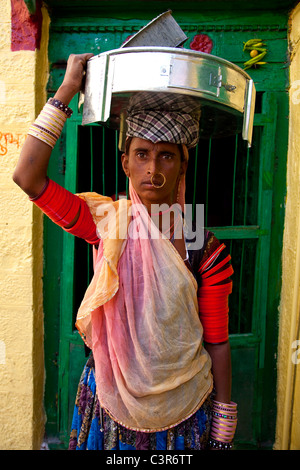 Femme à Jaisalmer, Rajasthan, Inde, Asie Banque D'Images