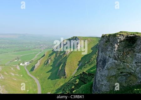 Plus de parapente Forcella Staulanza à Castleton dans la vallée Parc national de Peak District Derbyshire, Angleterre Banque D'Images