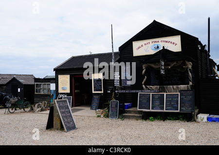 Seul l'atelier de l'entreprise de poissons de la baie, le port de Southwold, Suffolk, Angleterre, RU Banque D'Images