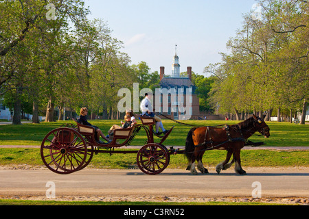 Palais du gouverneur dans la ville coloniale de Williamsburg, Virginie Banque D'Images