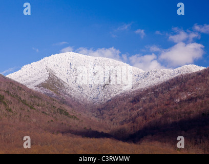 Célèbre Smoky Mountain vue du Mont Leconte recouverts de neige en début du printemps Banque D'Images