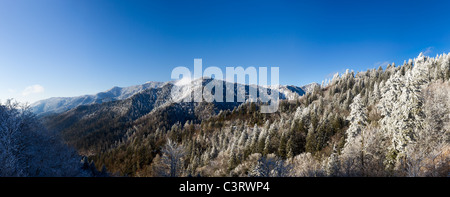 Célèbre Smoky Mountain vue du Mont Leconte recouverts de neige en début du printemps Banque D'Images