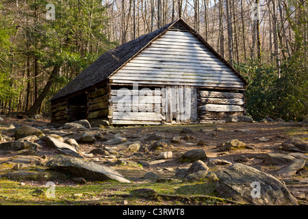 L'ancienne grange en bois dans les Smoky Mountains Banque D'Images