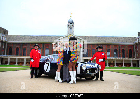 Les images d'aperçu de la Chelsea Auto Legends en septembre 2011 avec STIRLING MOSS et Chelsea retraités et oiseaux Dolly Banque D'Images