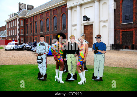 Les images d'aperçu de la Chelsea Auto Legends en septembre 2011 avec STIRLING MOSS et Chelsea retraités et oiseaux Dolly Banque D'Images