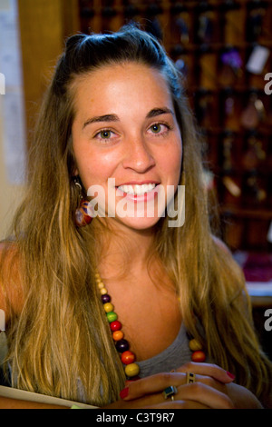 Portrait d'une fille d'argentine à Necochea, Argentine. Banque D'Images