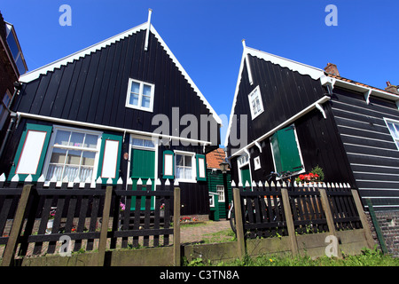 Le village de pêcheurs traditionnel et assez de Marken Banque D'Images