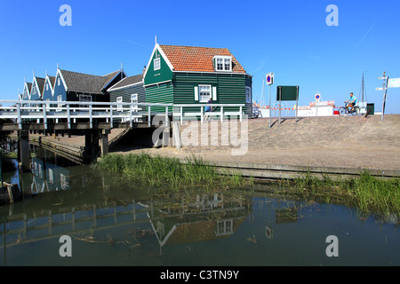 Le village de pêcheurs traditionnel et assez de Marken Banque D'Images