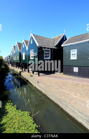 Le village de pêcheurs traditionnel et assez de Marken Banque D'Images