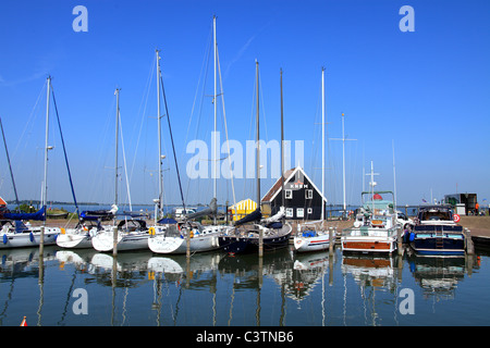 Le village de pêcheurs traditionnel et assez de Marken Banque D'Images