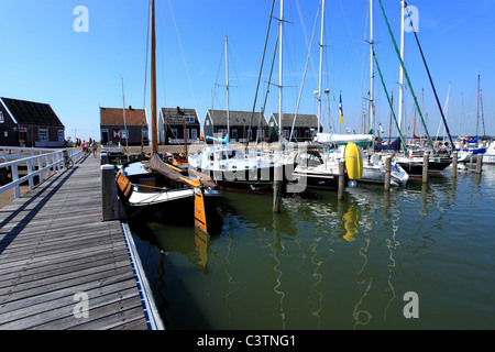 Le village de pêcheurs traditionnel et assez de Marken Banque D'Images