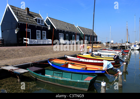 Le village de pêcheurs traditionnel et assez de Marken Banque D'Images