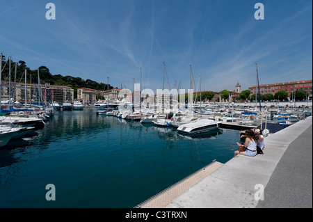 Dans le port de Nice Côte d'Azur, France Banque D'Images