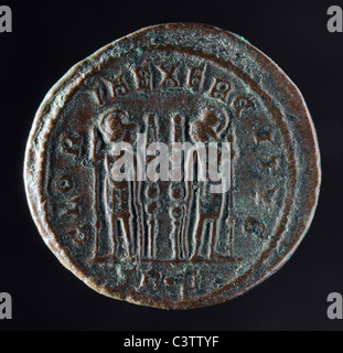 Ancient Roman coins environ 2000 ans Banque D'Images