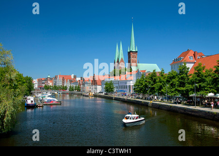 Malerwinkel et la Marienkirche Lübecker / Eglise St Mary et St Petri / Église Petrikirche à Lübeck, Allemagne Banque D'Images