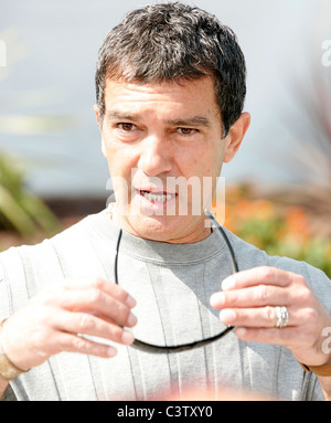 ANTONIO BANDERAS LA PIEL QUE HABITO PHOTOCALL PALAIS DES FESTIVALS CANNES FRANCE 19 Mai 2011 Banque D'Images