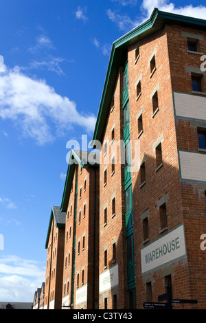 Ancien entrepôt rénové les bâtiments, Gloucester Docks, Gloucester, Royaume-Uni Banque D'Images