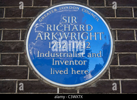 Blue plaque marquant un accueil de l'inventeur et industriel sir Richard Arkwright, Adam Street, Londres, Angleterre Banque D'Images