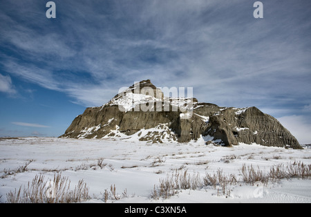 Castle Butte dans les Big Muddy Badlands en hiver Banque D'Images