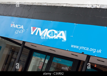 YMCA magasin de charité au Royaume-Uni Banque D'Images