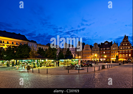 Marché aux fleurs sur le Solny Square, Wroclaw, Pologne Banque D'Images