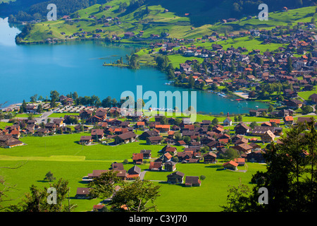 Maisons, Maisons, lac, Lungernsee, vue, panorama, Thun, Suisse, dans le canton de Obwald, village, Banque D'Images