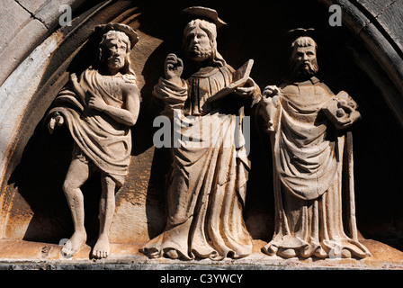 Sculptures sur une église médiévale. Dubrovnik, Croacia Banque D'Images