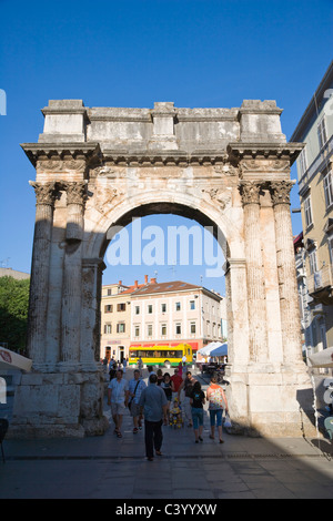 Arc de triomphe de l'Sergii, Portarata Portarata,carrés Trg, Pula, Istrie, Croatie Banque D'Images