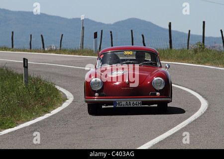 Mille Miglia 2011 Porsche 356 Carrera Banque D'Images