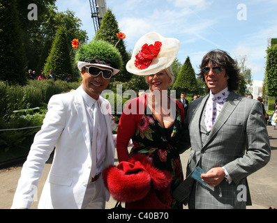 William Dubuc, Jackie et Laurence LLewelyn-Bowen, Chelsea Flower Show 2011 Banque D'Images