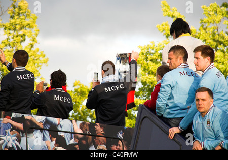 Parade de la coupe de Manchester City tour bus et les joueurs, 2011 Banque D'Images