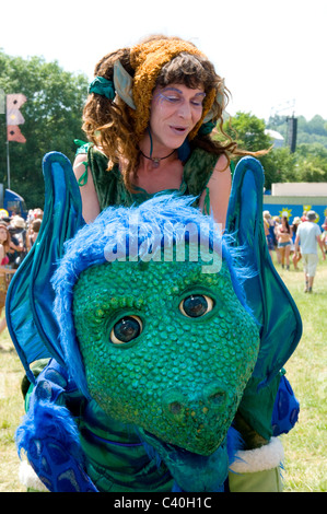 Festival de Glastonbury 2010 mermaid Fancy Dress Costumes, artiste de rue Banque D'Images