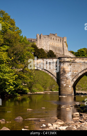 Le pont vert et le château, Richmond, North Yorkshire Banque D'Images