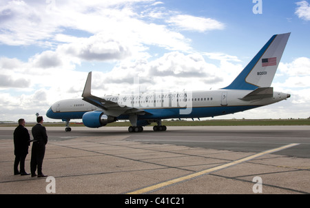 Boeing 757 Présidents US Airforce One se prépare à décoller à l'aéroport Stansted de Londres après sa visite d'état du Royaume-Uni Banque D'Images