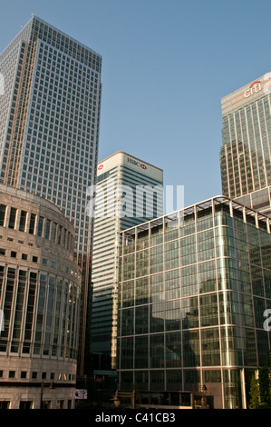 One Canada Square, HSBC et gratte-ciel City Bank, Canary Wharf, London, UK Banque D'Images