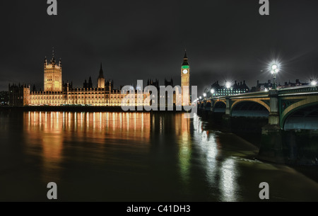 Les chambres du Parlement et la Tamise à Londres, Royaume-Uni Banque D'Images