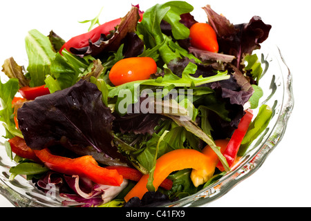 Salade, laitue, tomate, mizuna pour le fond Banque D'Images